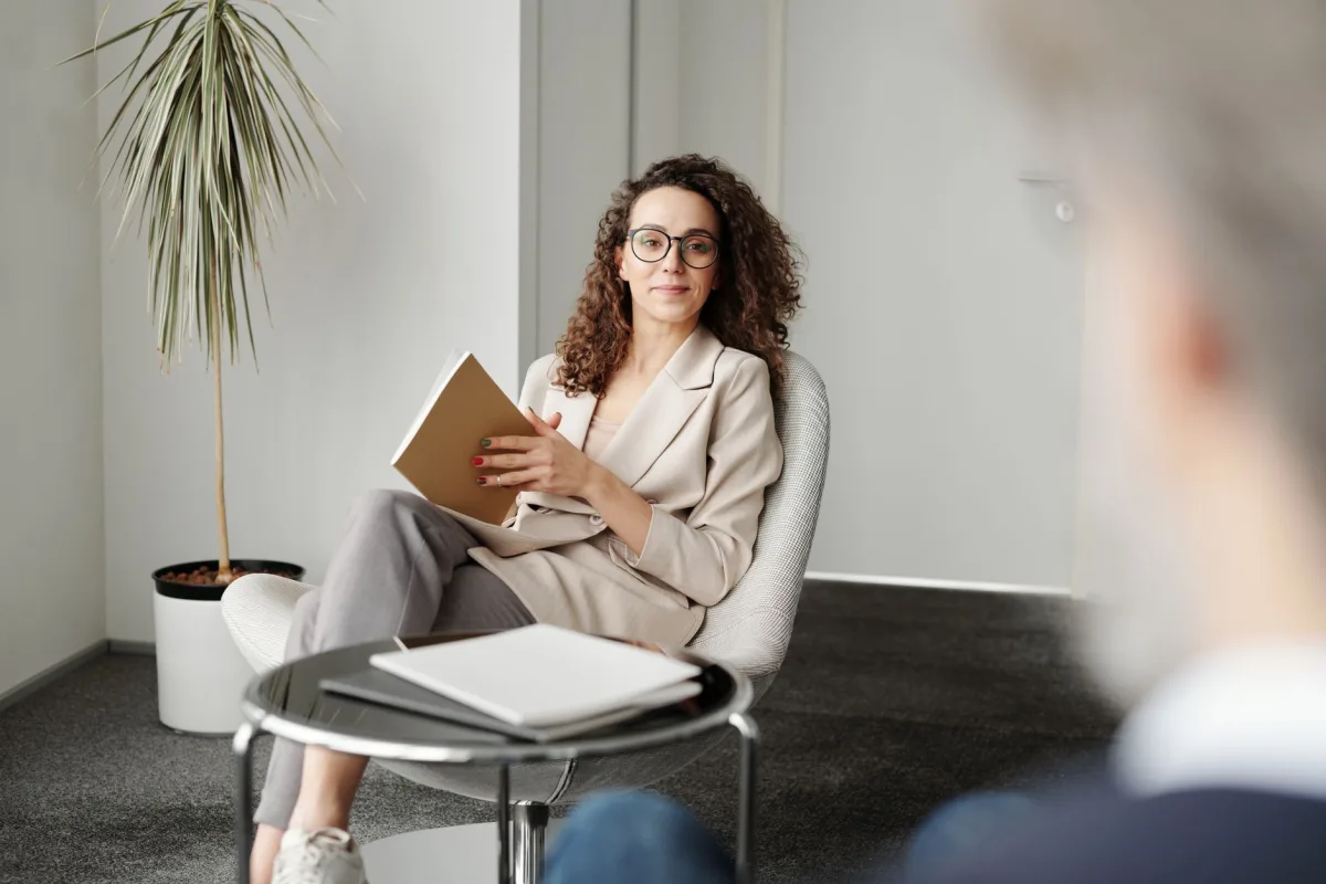 Comment EduEasy Transforme les Études de Psychologie en Éducation Performante : Une Solution ÉduEasy pour l’École Numérique du Futur
